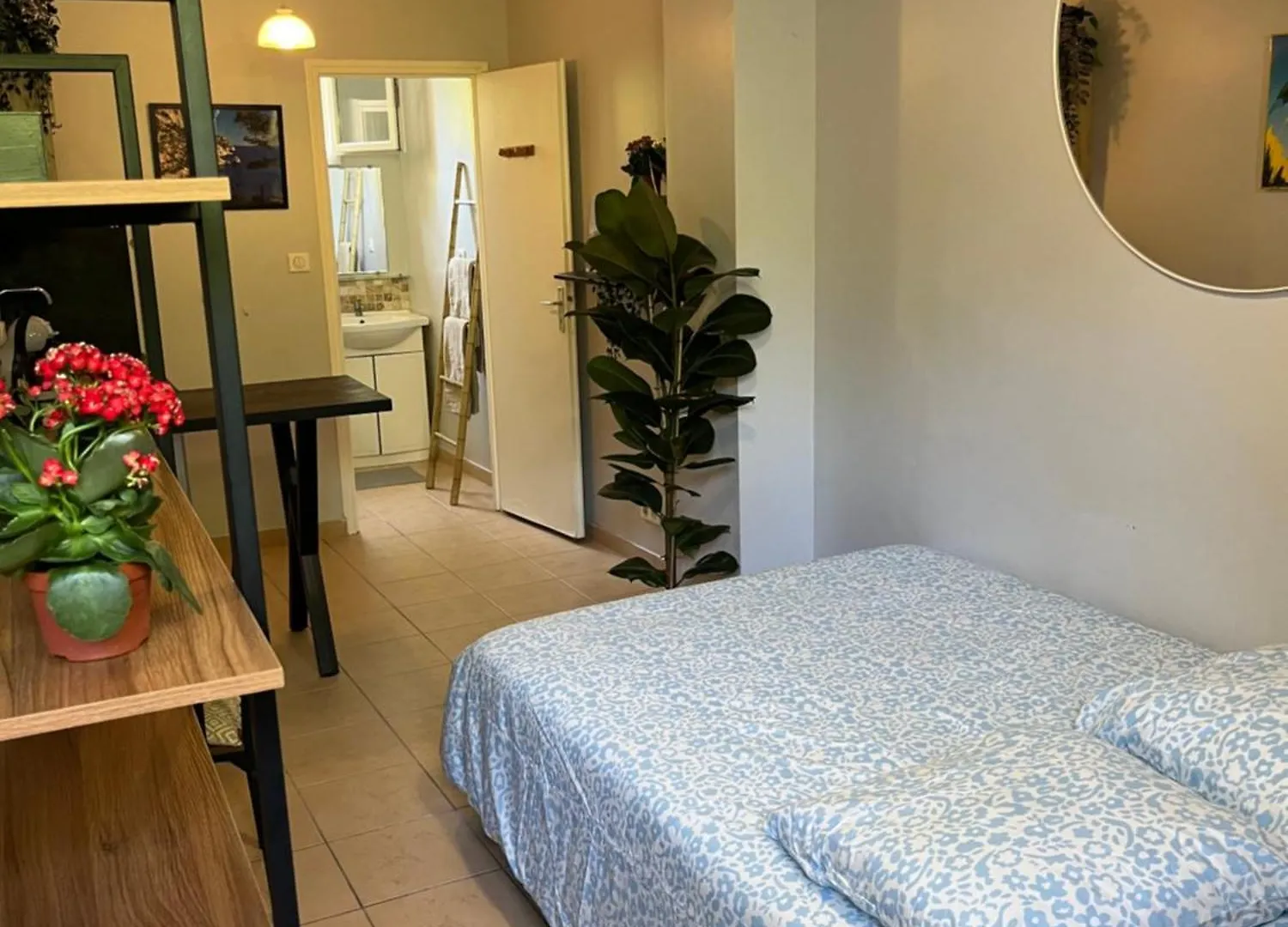 Uuuunnn Apartment Marseille France